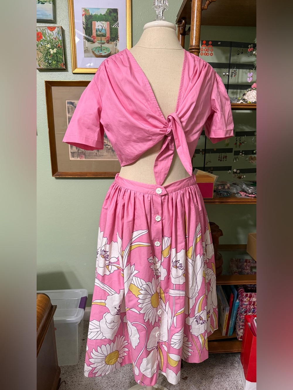 Pink Floral Tie-Front Crop Top and Button-Front Skirt Set Loco Lindo